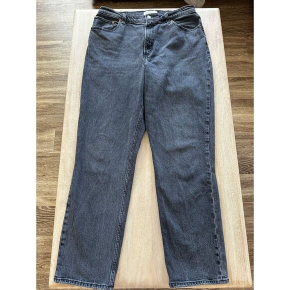 Abercrombie Ultra High Rise 90s Straight Jean Curve Love Black Size 33 - Picture 2 of 5